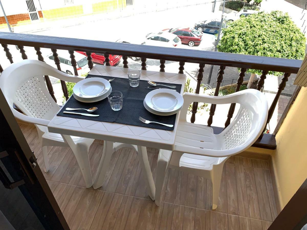 Cozy Studio In Los Cristianos Beach Free Wifi アロナ エクステリア 写真